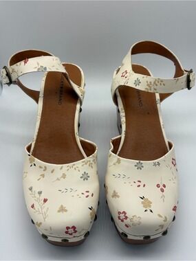 Lucky Brand Cream Floral Ankle-Strap Zazmini Wedge Clogs Size 8.5